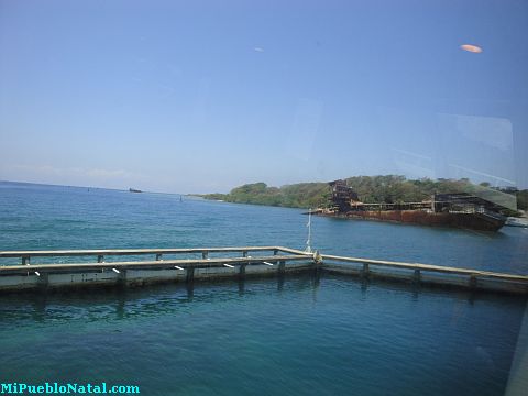 getting to roatan