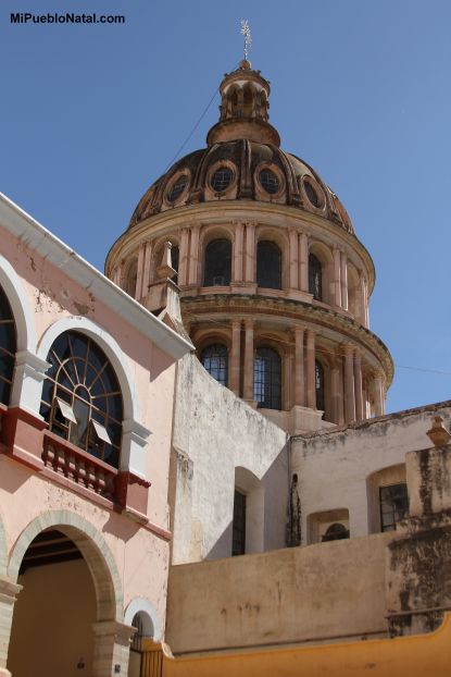 Cupula de una parroquia