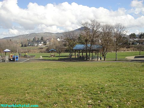 Donahue Frohnmayer Park