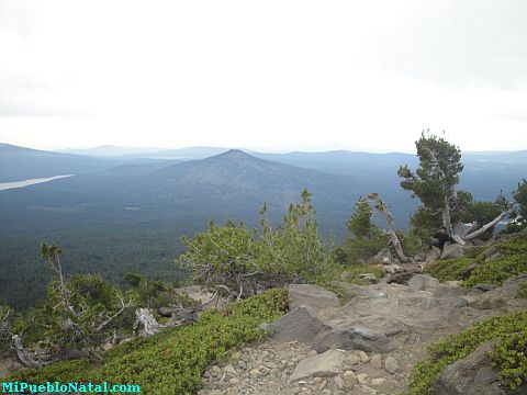 Mount Mcloughlin Pictures