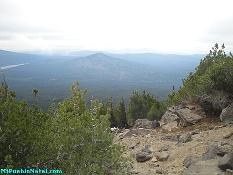 Mount Mcloughlin Pictures