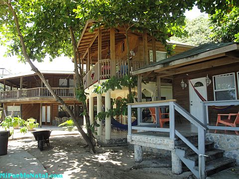 paradise beach roatan