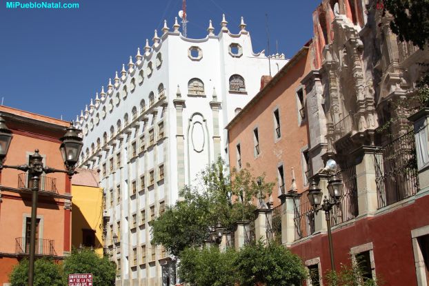 Picturesof the University of Guanajuato