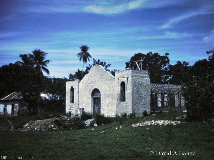 Iglesia Catolica vieja de Bonito Oriental