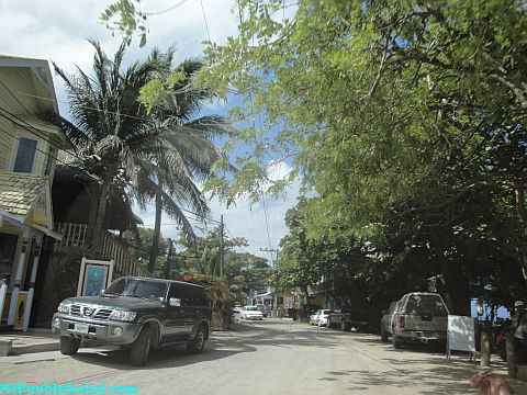 West End Village Roatan