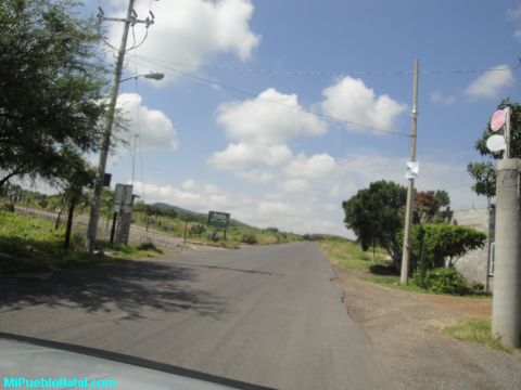 Desvio hacia las piramides de Peralt Desvio hacia las piramides de Peralt