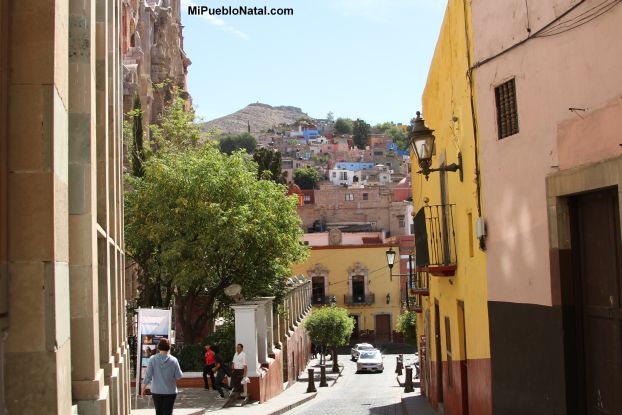 Un callejon de la ciudad de Guanajuato